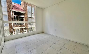 Casa de tres niveles en venta en Suba