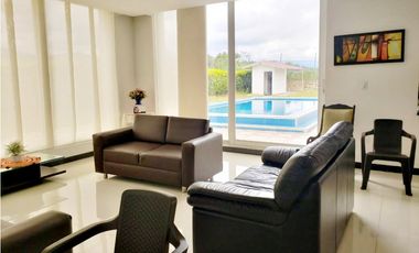 Se Vende Casa Quinta en condominio Fusagasuga