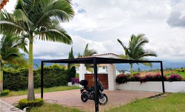 Se Vende Casa Quinta en condominio Fusagasuga