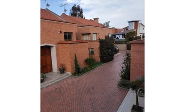 CASA SAN JOSE DE BAVARIA - BOSQUES DE SAUCES