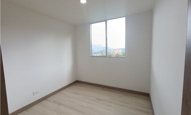 VENTA APARTAMENTO EN CIUDADELA CAMPESTRE - LA ESTRELLA, VISTA CIUDAD.