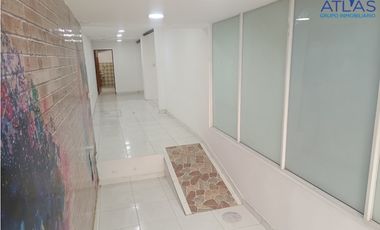 ARRIENDO LOCAL COMERCIAL PIEDECUESTA PARQUE PRINCIPAL: COD:686