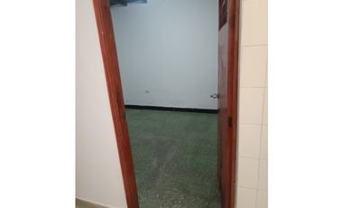 ARRIENDO LOCAL COMERCIAL PIEDECUESTA PARQUE PRINCIPAL: COD:686