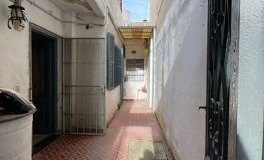 Casa PH en venta en Quilmes Este