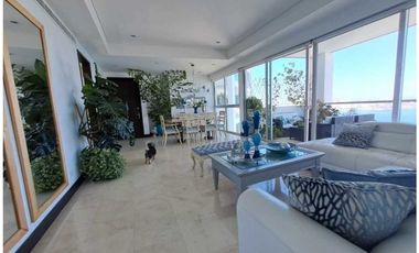 Apartamento Bocagrande sobre la bahia