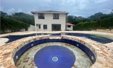 SE VENDE CASA CAMPESTRE EN EL SECTOR DE CERRITOS COD 5319105