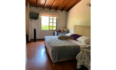 VENDO CASA EN LOS LAMOS COD 7816217