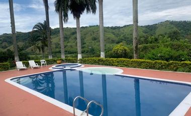 VENDO ESPECTACULAR CASA FINCA EN SANTUARIO A 10 MIN DE LA VIRGINIA