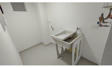 VENDO APARTAMENTO SECTOR PINARES COD 8010573