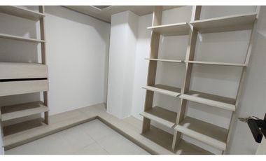 VENDO APARTAMENTO SECTOR PINARES COD 8010573