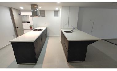 VENDO APARTAMENTO SECTOR PINARES COD 8010573