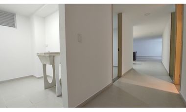 VENDO APARTAMENTO SECTOR PINARES COD 8010573