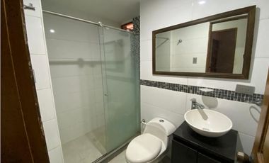 SE VENDE APARTAMENTO EN PINARES COD 8025533