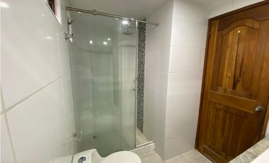 SE VENDE APARTAMENTO EN PINARES COD 8025533