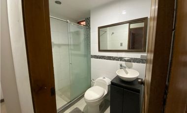 SE VENDE APARTAMENTO EN PINARES COD 8025533