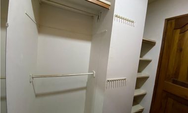 SE VENDE APARTAMENTO EN PINARES COD 8025533