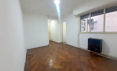 DEPARTAMENTO DE 2 AMBIENTES  A UNA CUADRA DE CABILDO