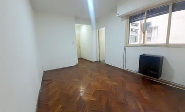 DEPARTAMENTO DE 2 AMBIENTES  A UNA CUADRA DE CABILDO