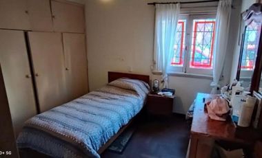 VENDO CHALET DE ESTILO EN LA PERLA A METROS DE LA PLAYA