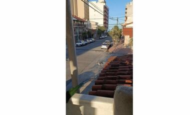 VENDO CHALET DE ESTILO EN LA PERLA A METROS DE LA PLAYA