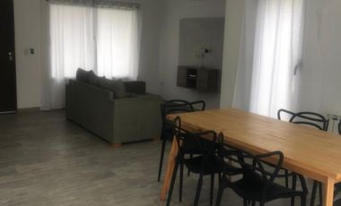 Alquiler de casa amoblada - Barrio los talas- Canning