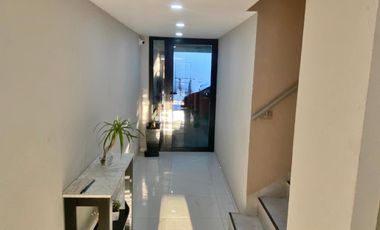 Excelente Departamento a estrenar de 2 ambientes con cochera en edificio con amenities. ¡Financiación