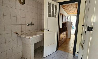 CASA CÉNTRICA EN VENTA, 2 HAB.
