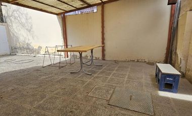 CASA CÉNTRICA EN VENTA, 2 HAB.