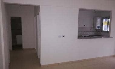 DEPARTAMENTO A 2 AMB.  SAN FERNANDO LAVALLE 681
