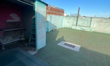 DEPARTAMENTO DE 2 AMBIENTES AL FRENTE