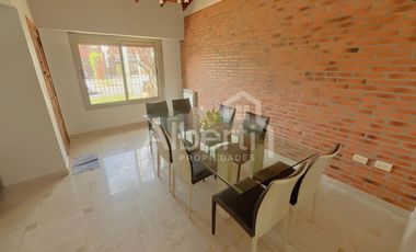VENTA CHALET 6 AMBIENTES EN HAEDO SUR.
