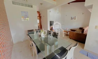 VENTA CHALET 6 AMBIENTES EN HAEDO SUR.