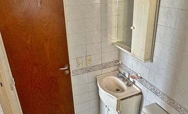 Excelente Departamento de 2 ambientes en Torres Gemelas con seguridad las 24 hs.