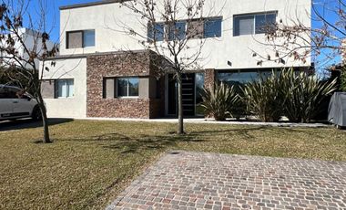 CASA EN ALQUILER FINCAS DE HUDSON