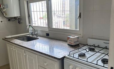 Departamento dos ambientes en alquiler