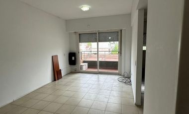 Departamento dos ambientes en alquiler