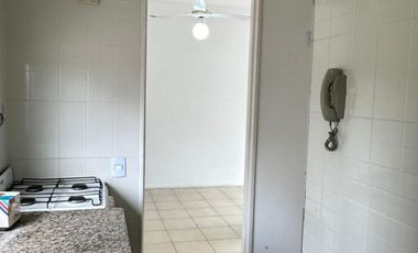 Departamento dos ambientes en alquiler