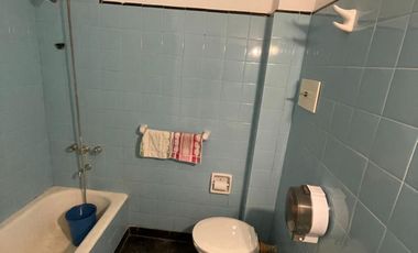 Departamento dos ambientes en planta baja al frente en venta Lomas de Zamora