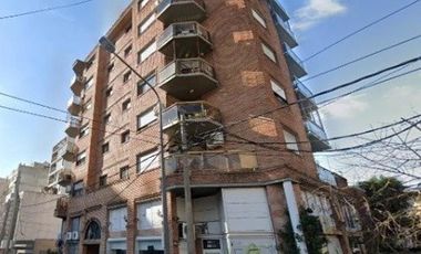 DEPARTAMENTO DE 2 AMBIENTES CON BALCON AL FRENTE