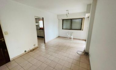 DEPARTAMENTO DE 2 AMBIENTES CON BALCON AL FRENTE
