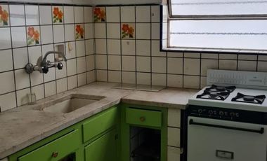 CASA 3 AMBIENTES PARA USO COMERCIAL EXCLUSIVAMENTE, EXCELENTE UBICACION CENTRO DE RAMOS MEJIA