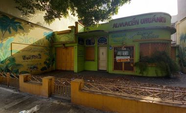 CASA 3 AMBIENTES PARA USO COMERCIAL EXCLUSIVAMENTE, EXCELENTE UBICACION CENTRO DE RAMOS MEJIA