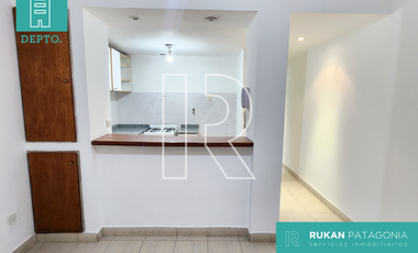 #AlquilerRUKAN | Dpto. 1 Habitación | Barrio CENTRO | Calle BERNARDINO DEL HOYO | Caleta Olivia.-