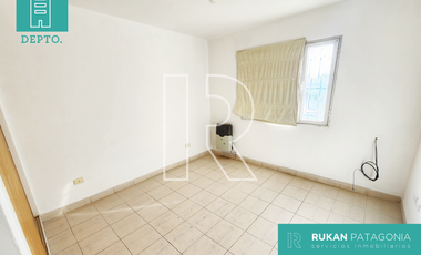 #AlquilerRUKAN | Dpto. 1 Habitación | Barrio CENTRO | Calle BERNARDINO DEL HOYO | Caleta Olivia.-