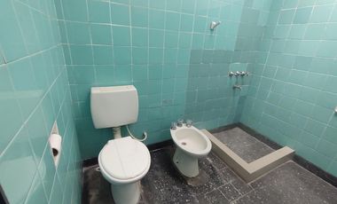 Alquilo casa en Aldo Bonzi, de 4 ambientes.