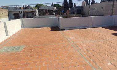 Alquilo casa en Aldo Bonzi, de 4 ambientes.