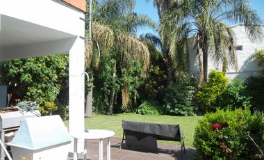 VENTA DE CASA CINCO AMB