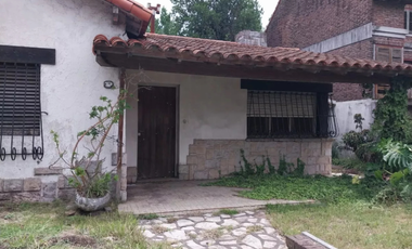 Casa Con Lote EN VENTA, Santa Rosa 1700, Ituzaingó. Ideal Emprendimiento Comercial