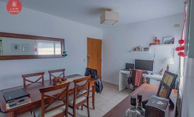 Maipú al 300 - Amplio 2 amb con balcón terraza - Venta - San Isidro