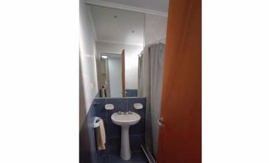 VENDO CASA ESTILO AMERICANO 4 AMB CON PISCINA QUINCHO GRAN PARQUE